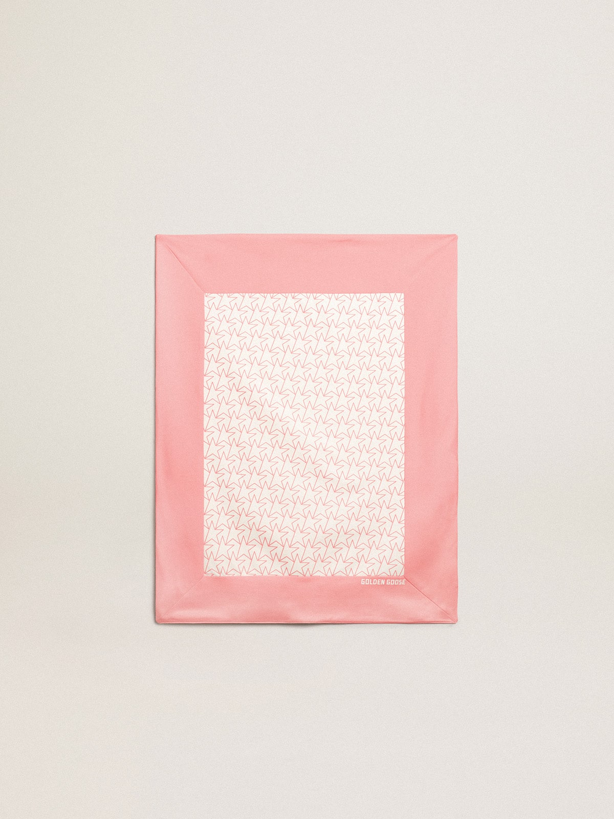 Baby gift set in white with pink trim and star