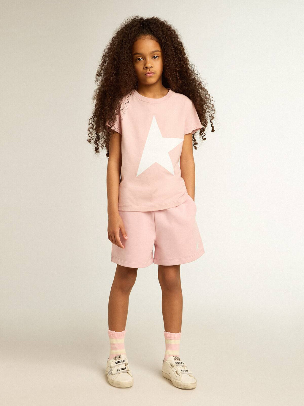 Girls’ shorts in pink with white star