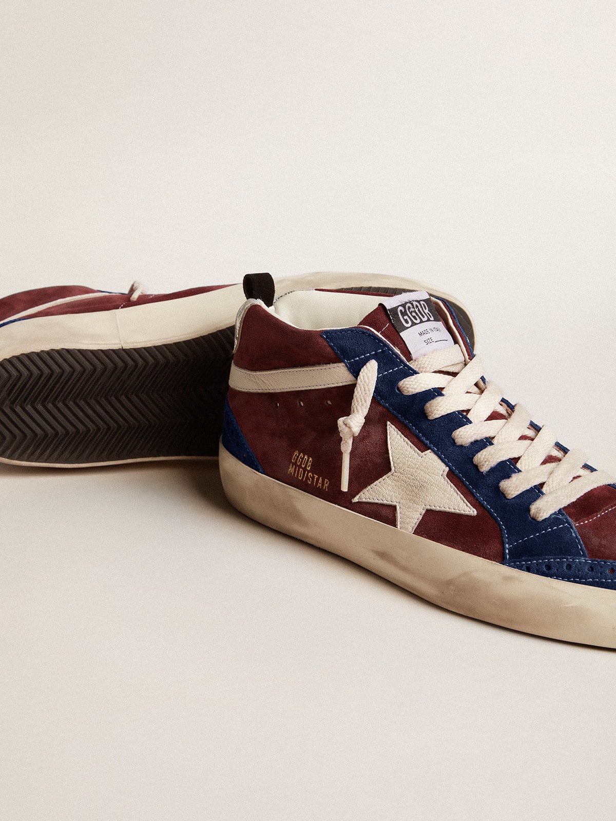 Mid Star in wine-red suede with white nappa star and flash