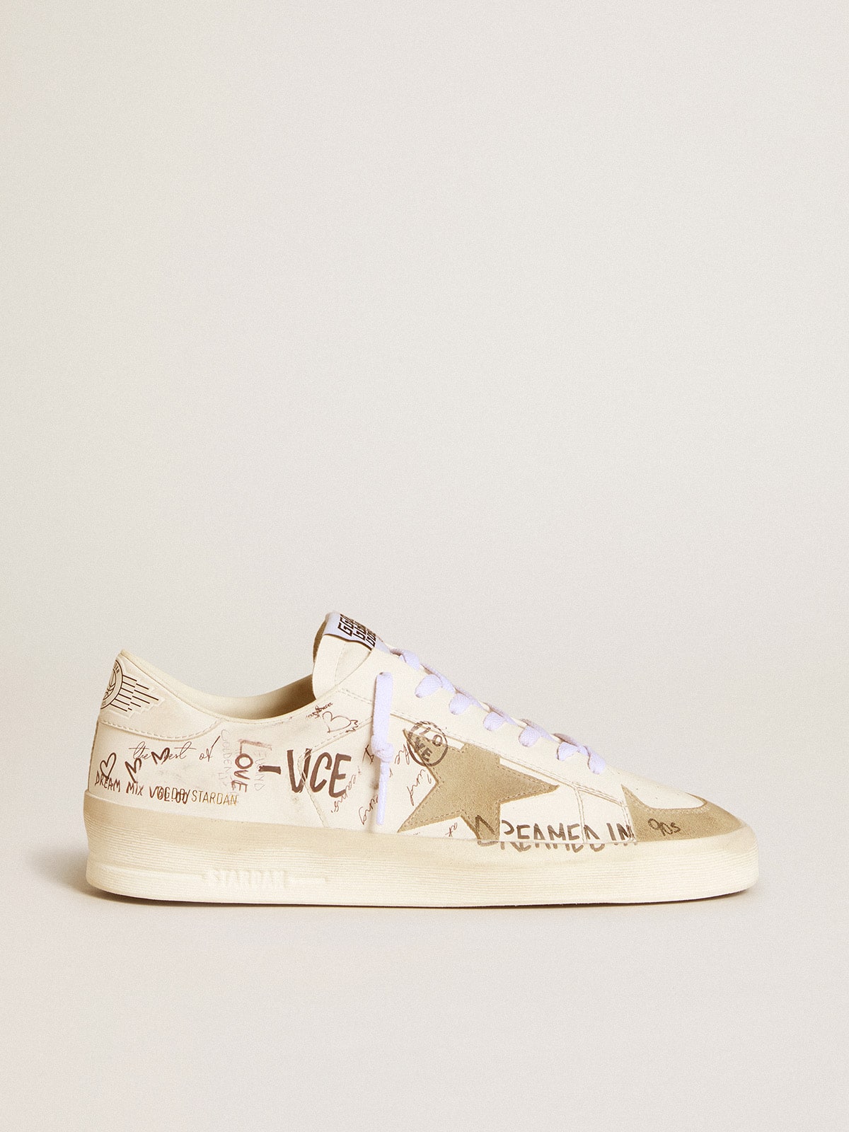 Stardan in leather with all-over lettering and ice-gray suede star