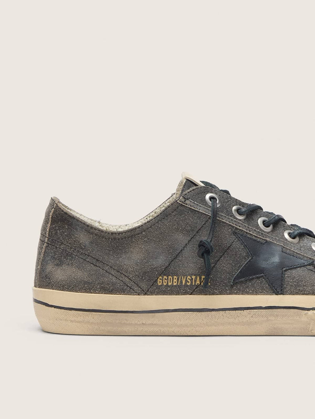 Men’s V-Star in black suede with black leather star