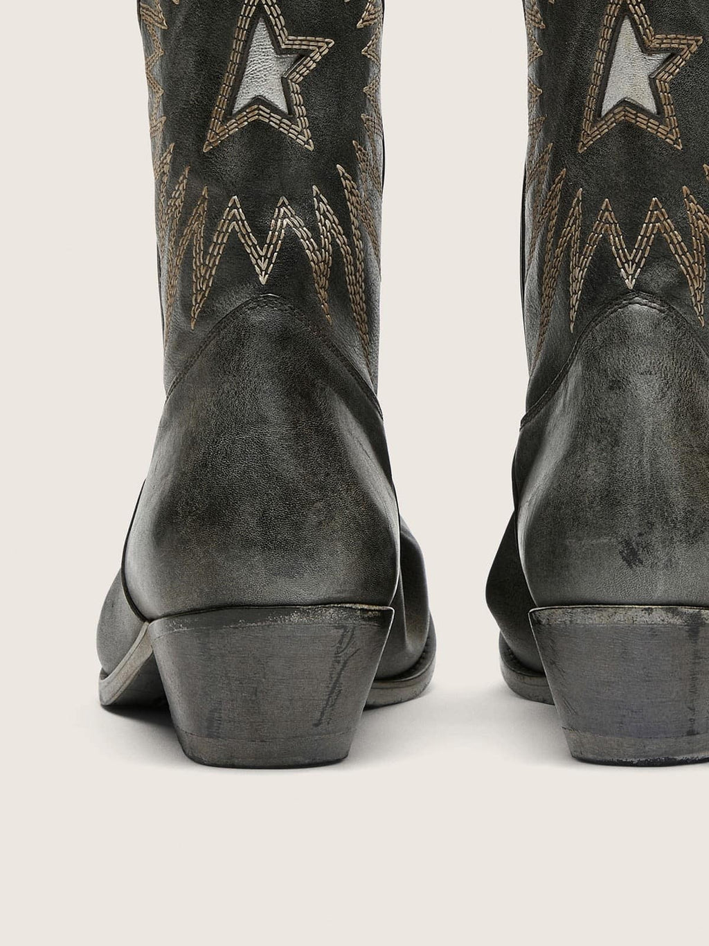 Men's low Wish Star boots in black leather with silver star