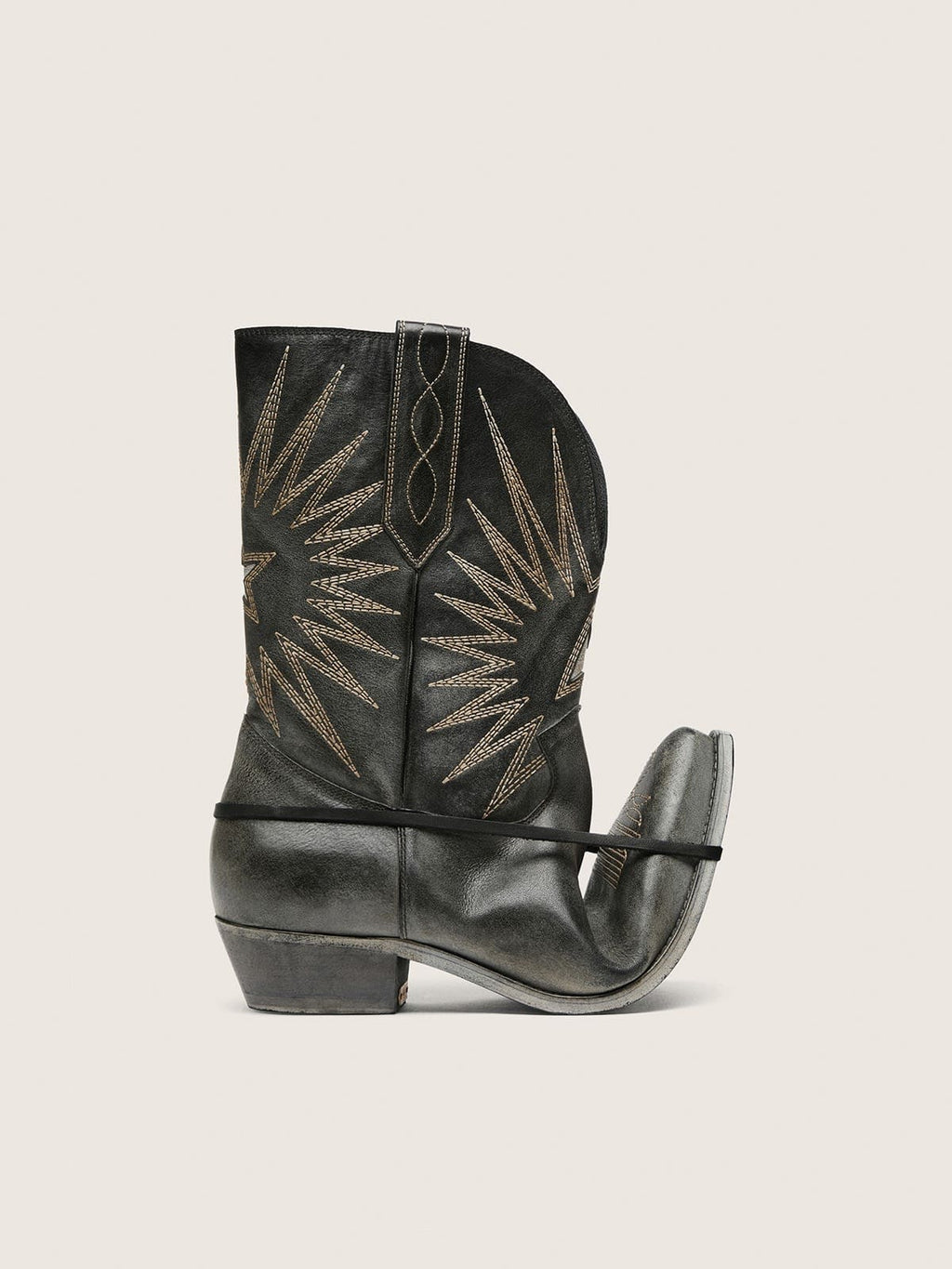 Men's low Wish Star boots in black leather with silver star