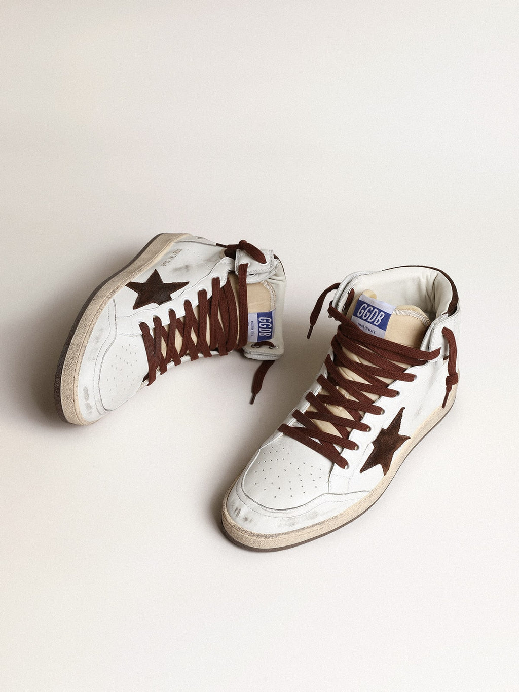 Men’s Sky-Star in white nappa leather with a chocolate suede star