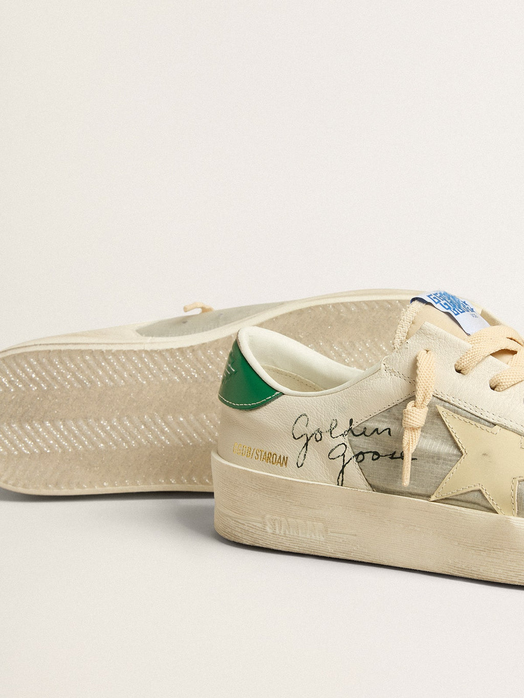 Stardan in white nappa leather with cream-colored leather star