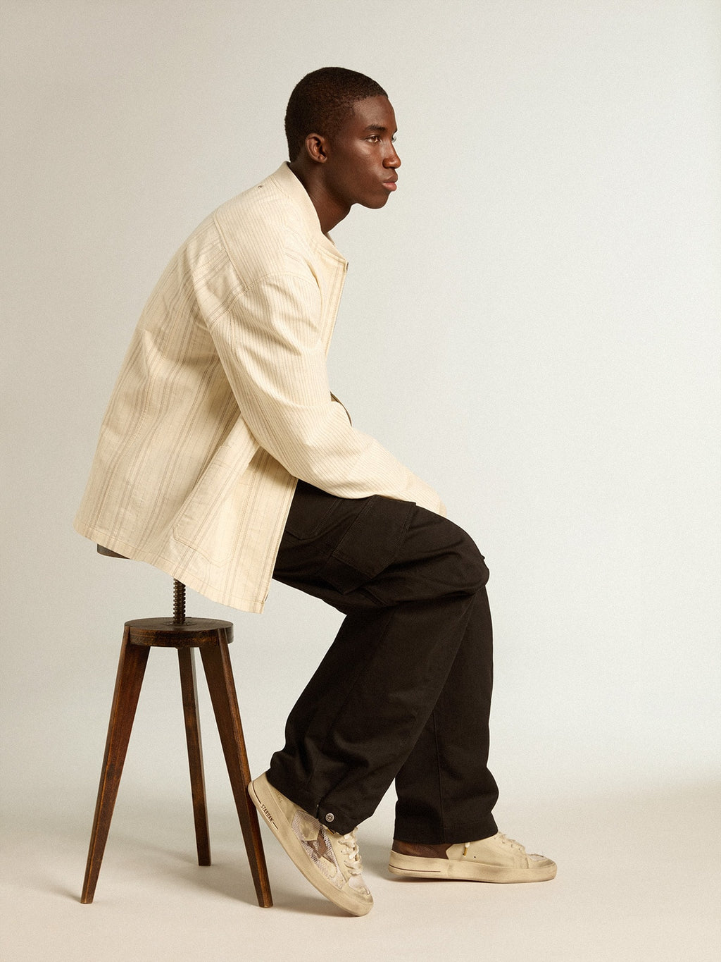 Stardan in nubuck and mesh with brown lizard-print leather star