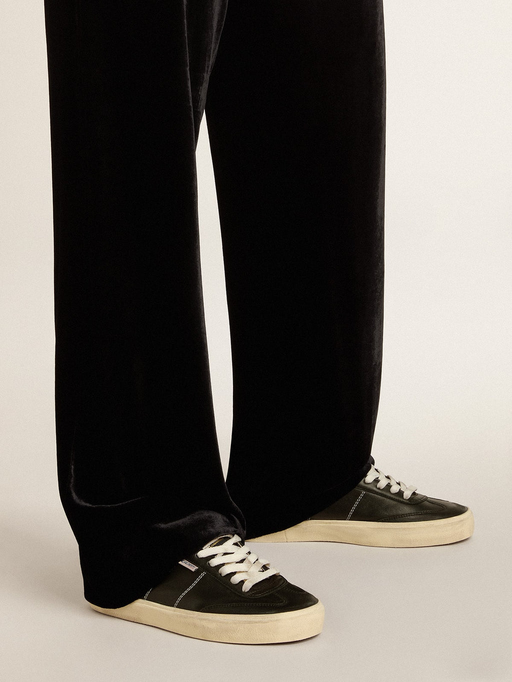 Men’s Soul Star in black bio-based nappa