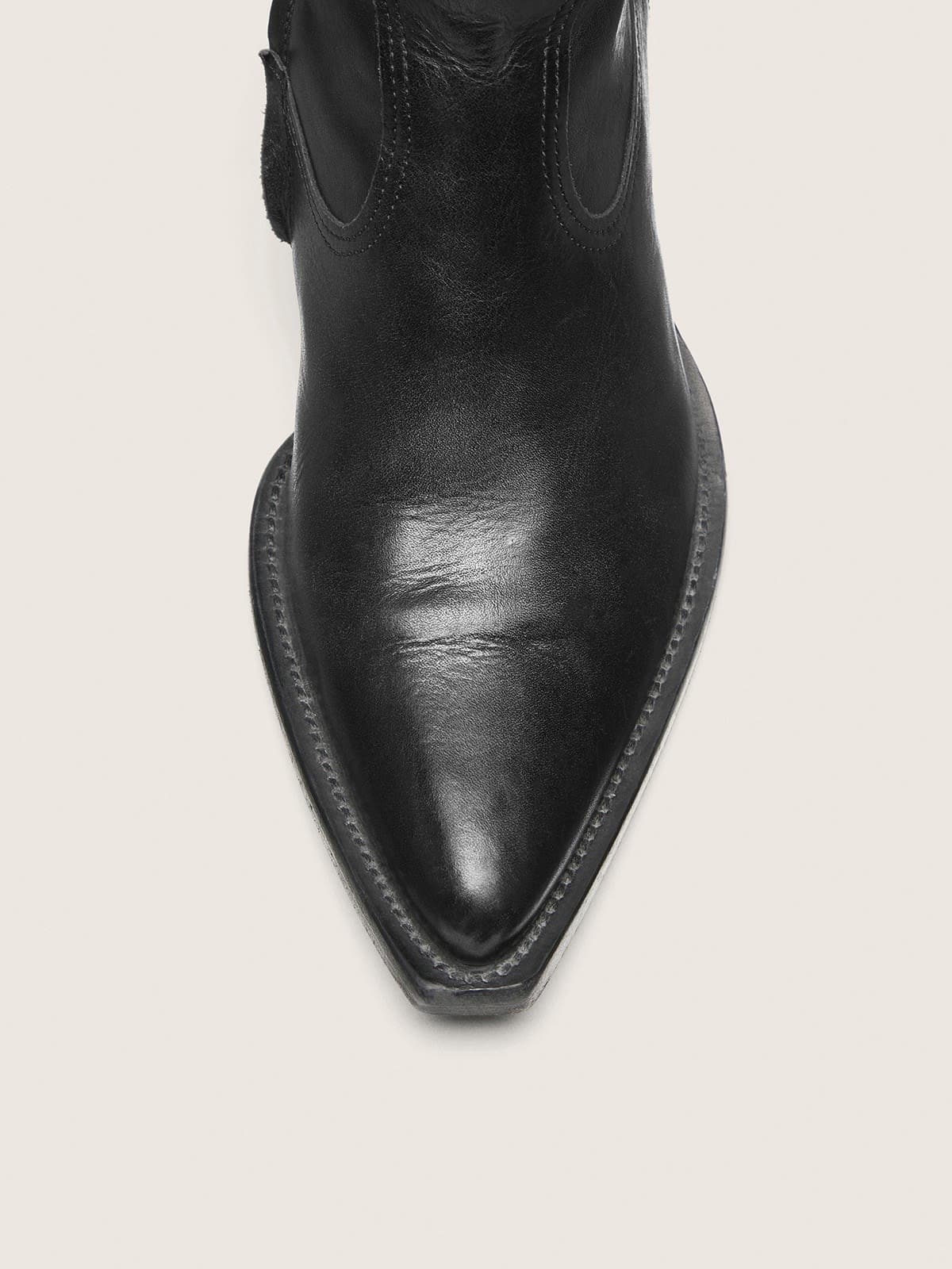 Men’s low Debbie boots in black leather