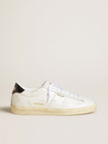 Matchstar in white leather with dark blue leather heel tab