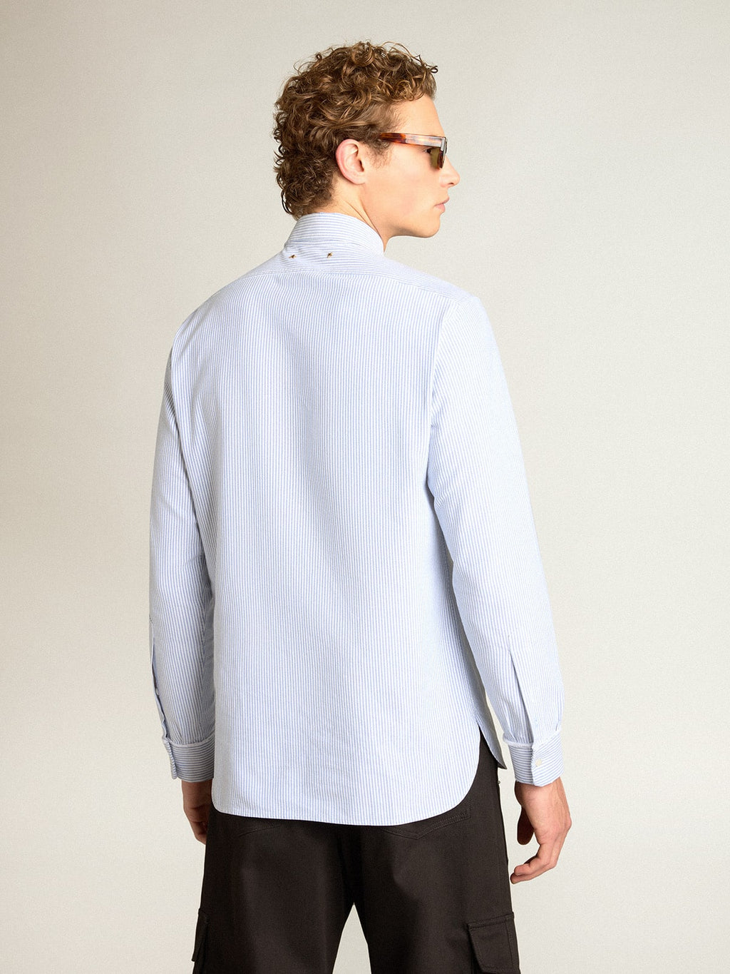 Men's shirt with narrow stripes