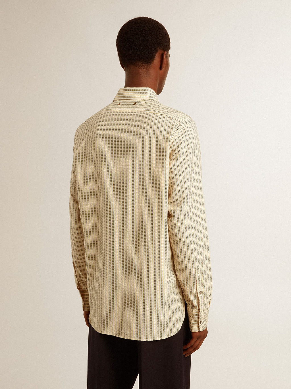 Men’s ecru cotton shirt with narrow black stripes