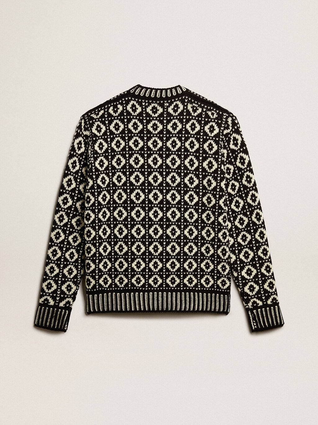 Round-neck sweater with geometric pattern in vintage white and black