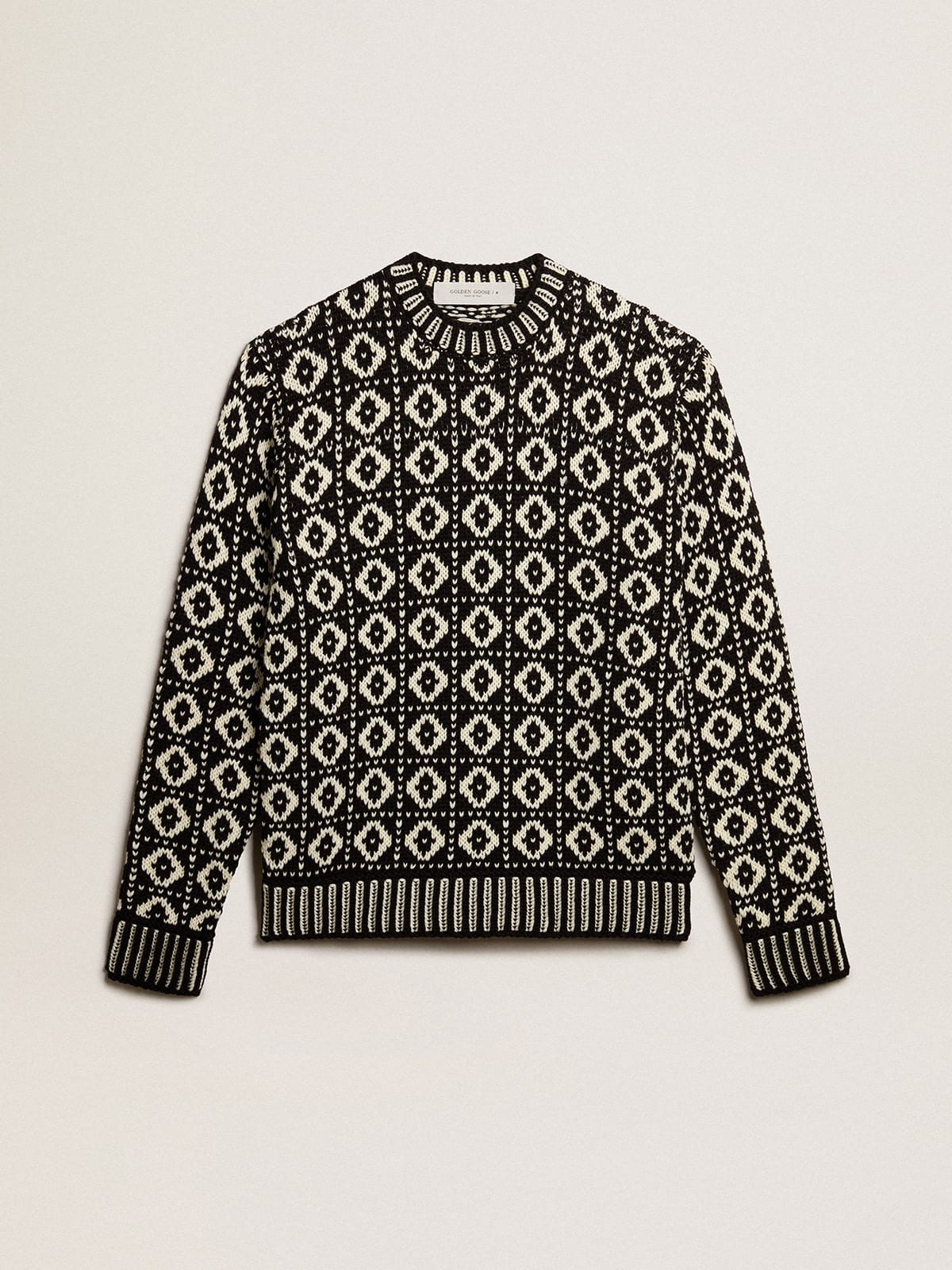 Round-neck sweater with geometric pattern in vintage white and black