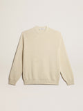 Men’s round-neck sweater in panama-colored cotton with logo on the back