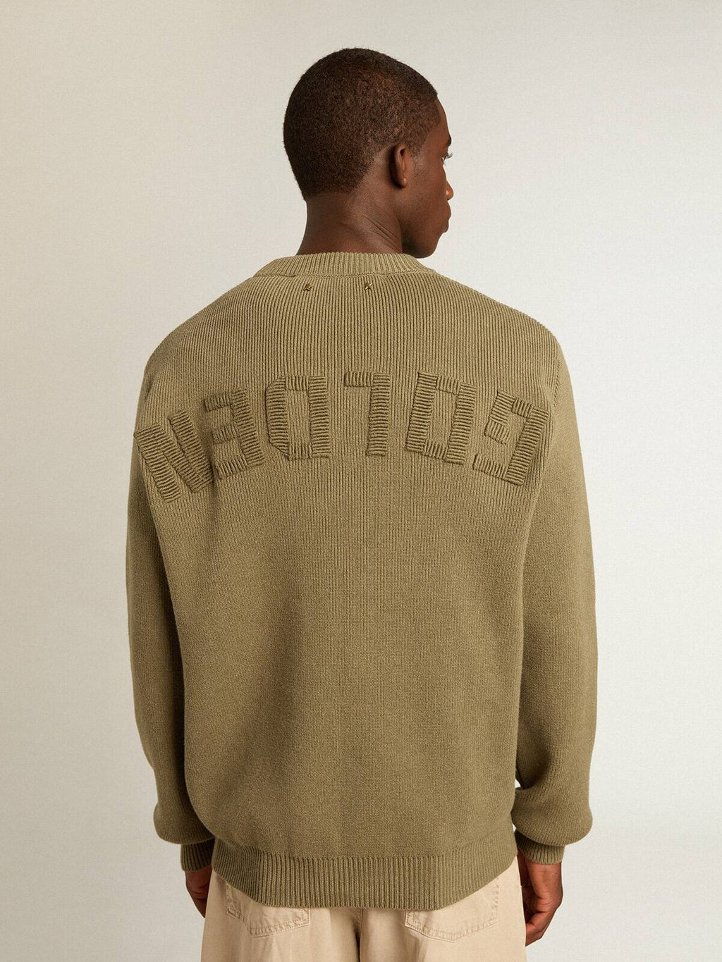 Men’s round-neck sweater in cotton with logo on the back