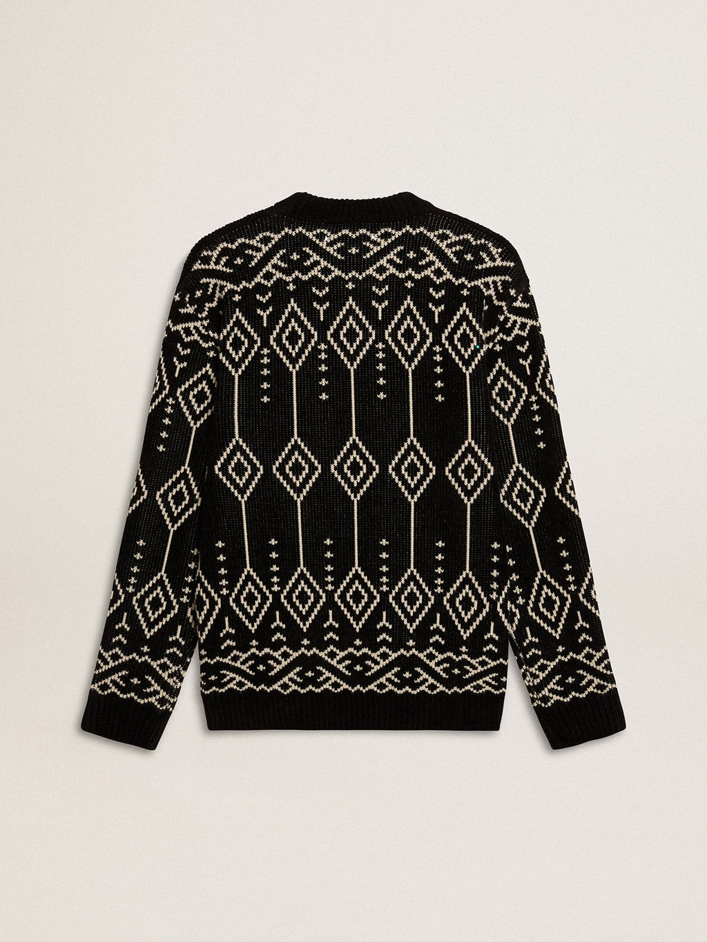 Men’s crew neck wool blend sweater with jacquard argyle design