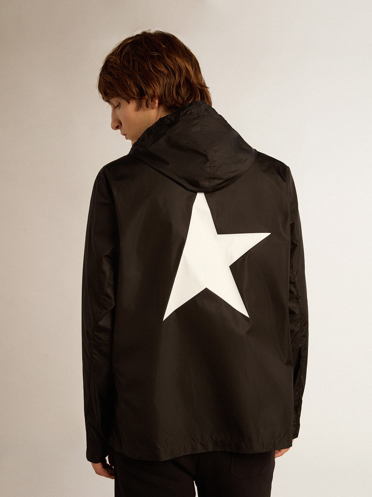 Men's windcheater with contrasting white logo and star