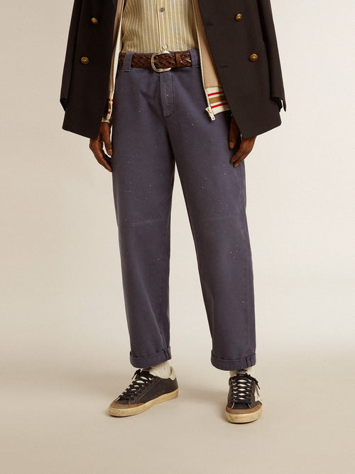 Men's chinos in blue with a lived-in effect