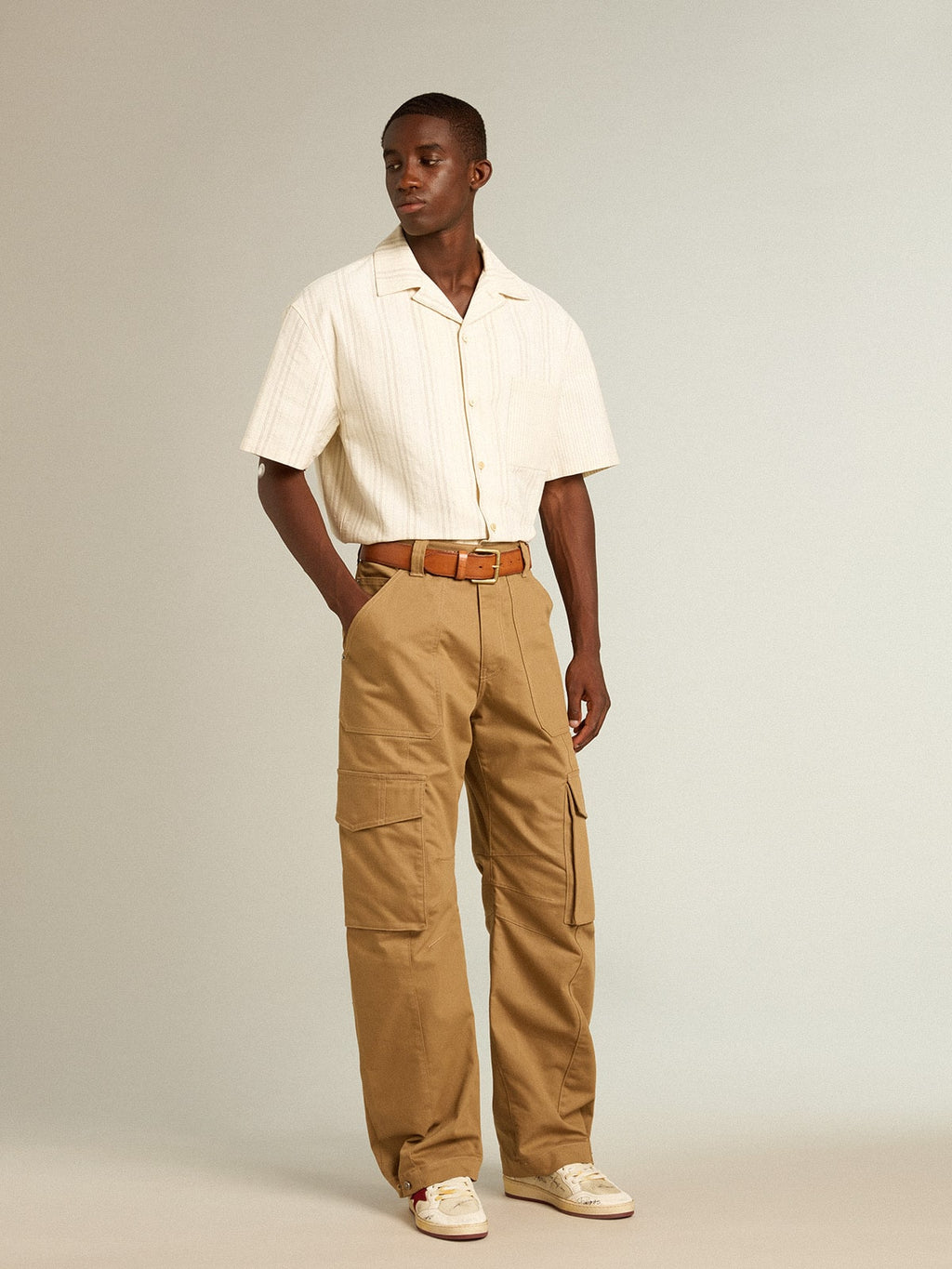 Men's short-sleeved shirt in ecru-colored cotton