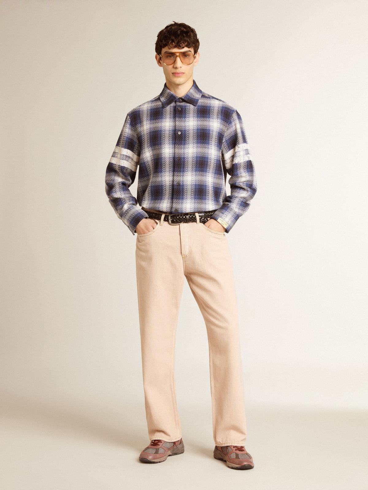 Men's pink dyed jeans