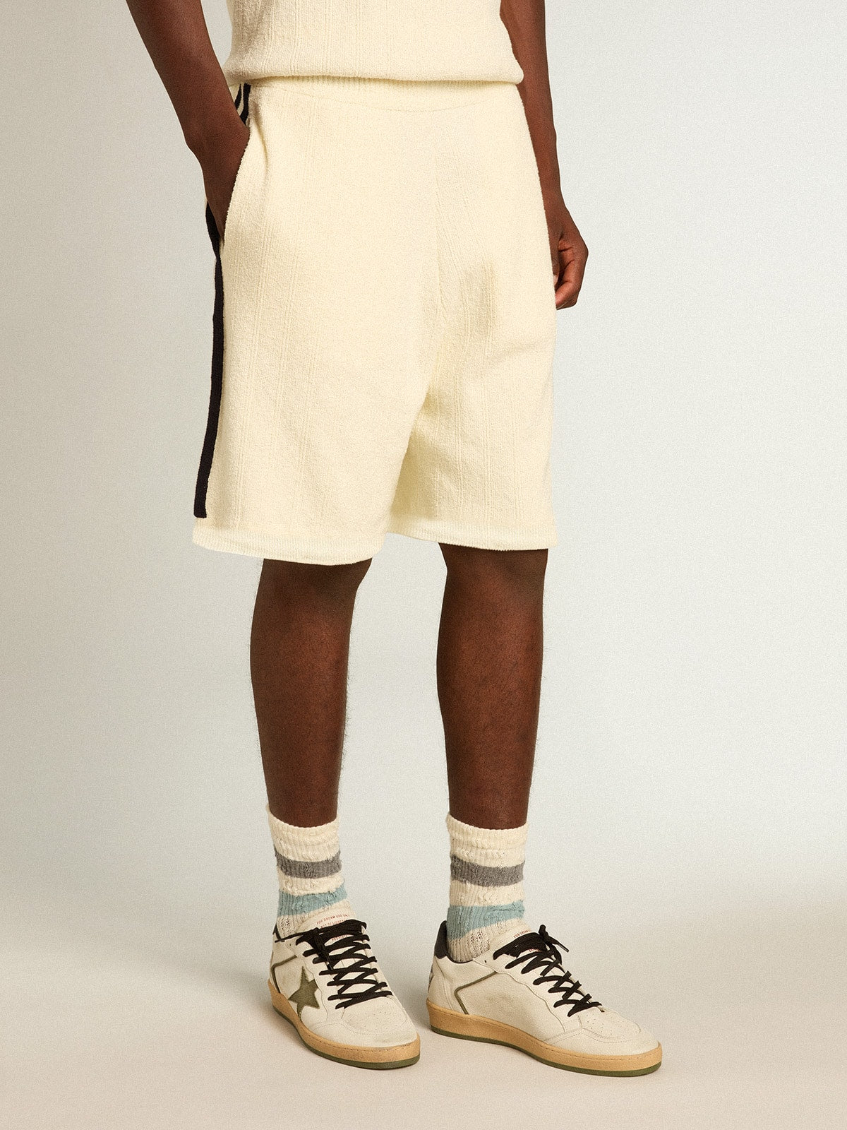 Men's vintage white shorts with blue rib knit on the sides