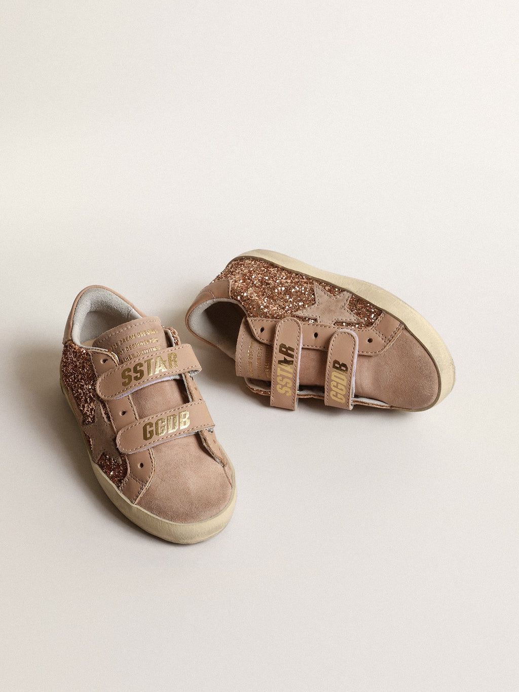 Old School Teen in peach-pink glitter with pink suede star