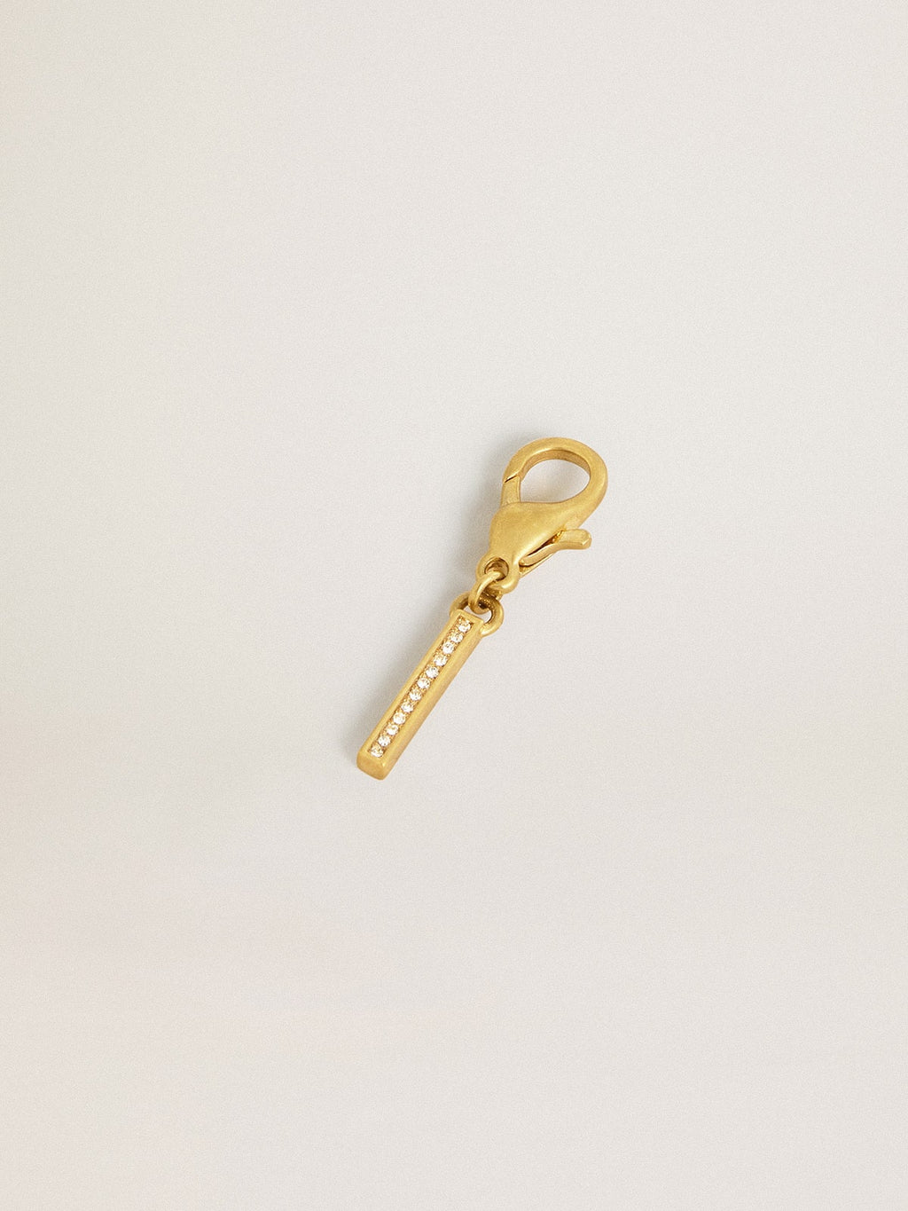 Letter I charm in gold-colored brass with crystals