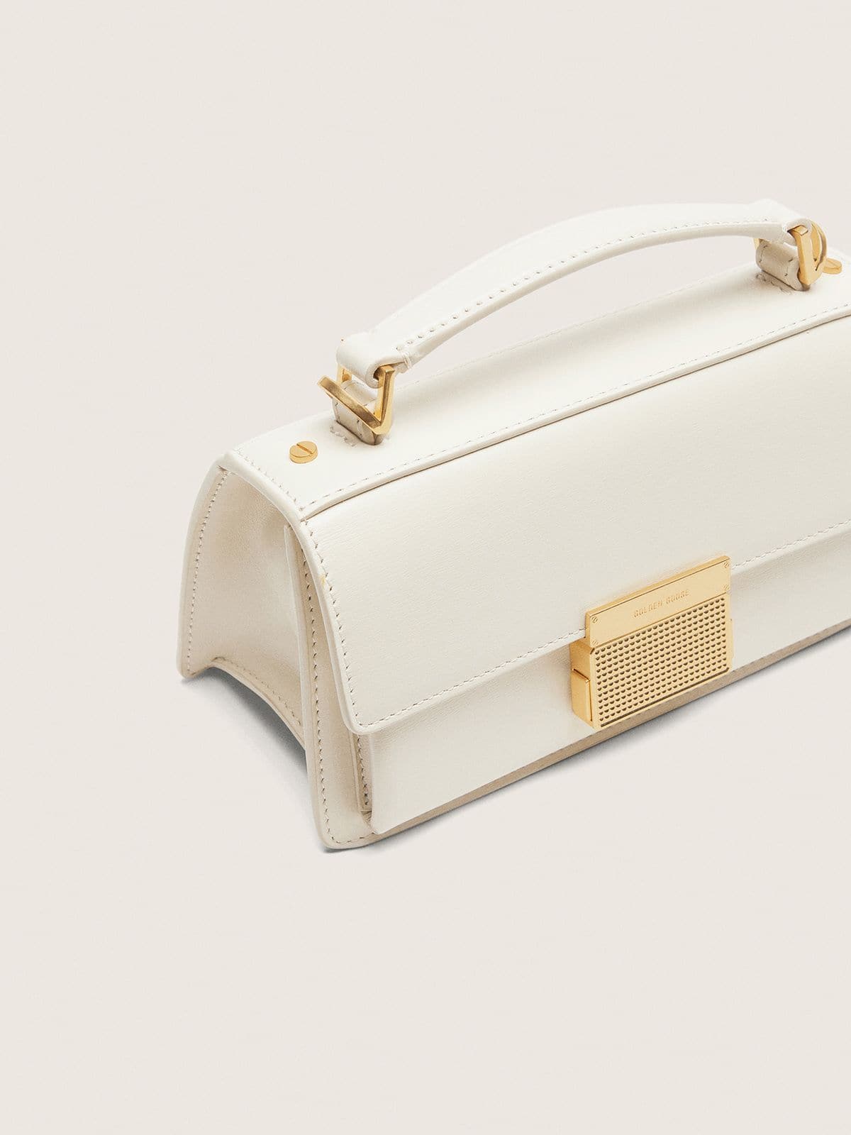 Small Venezia Bag in butter-colored boarded leather with gold details
