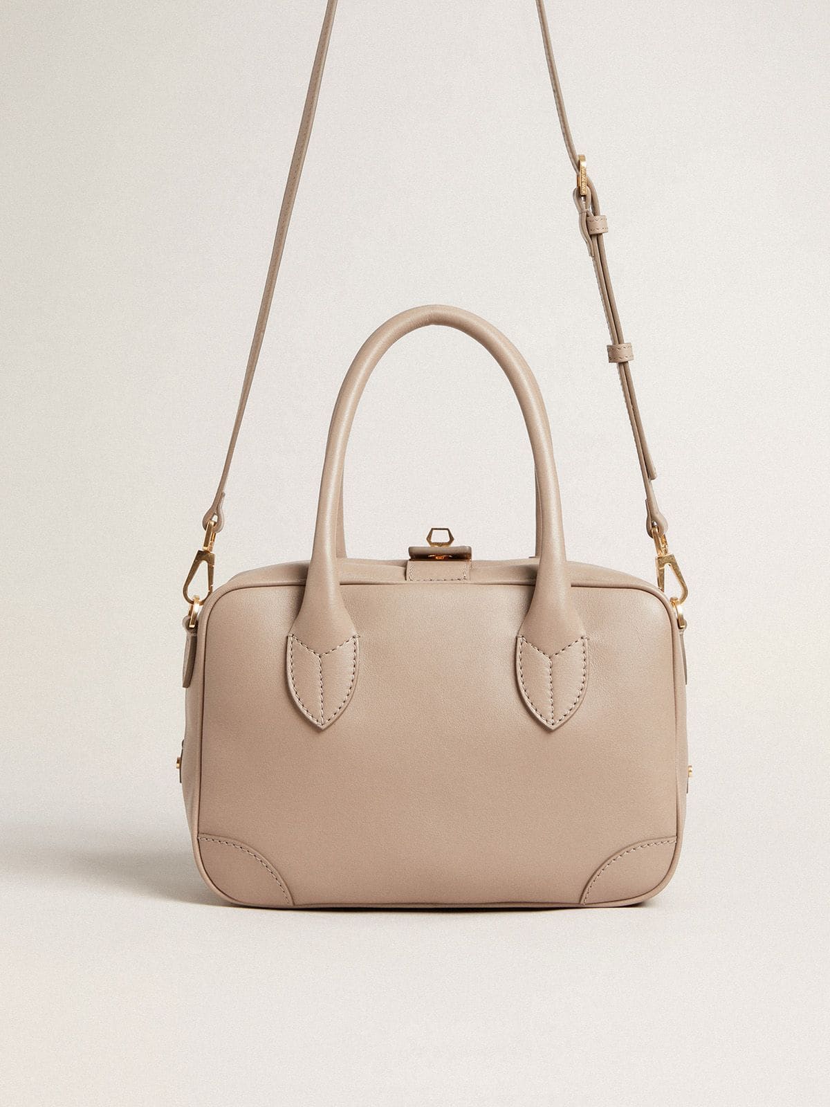 Vita Bag in beige leather with gold details
