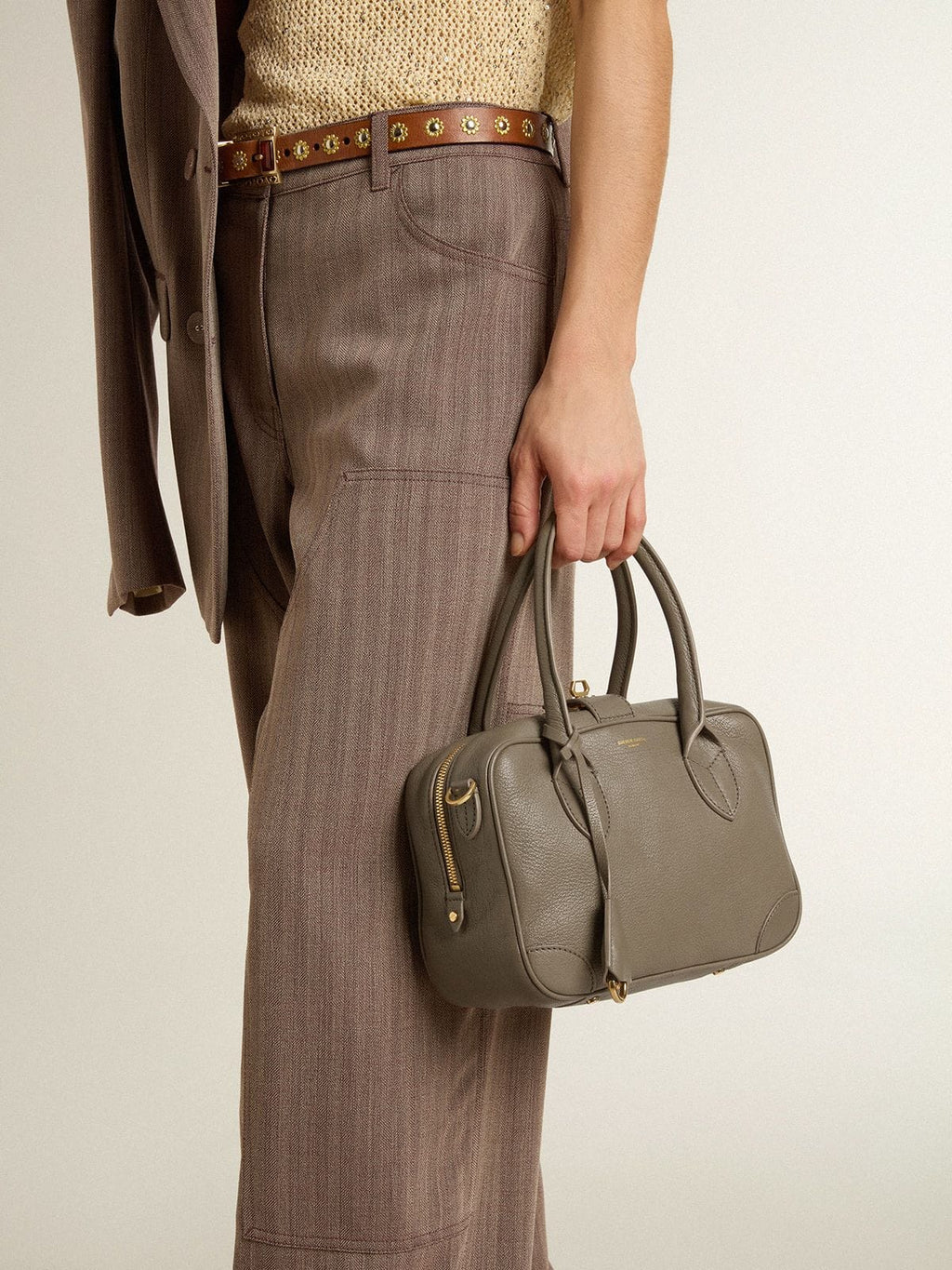 Vita Bag in sage-green sheepskin leather with gold details