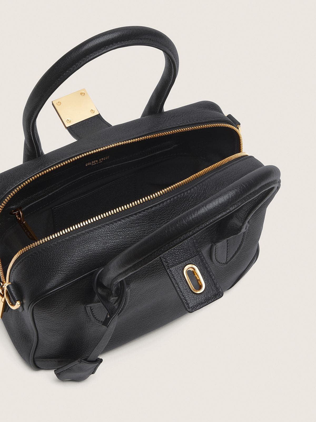 Vita Bag in black sheepskin leather with gold details