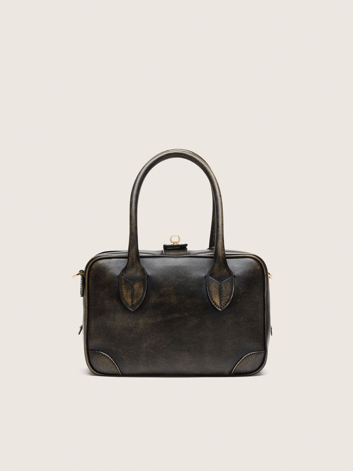 Vita Bag in black distressed leather with gold details
