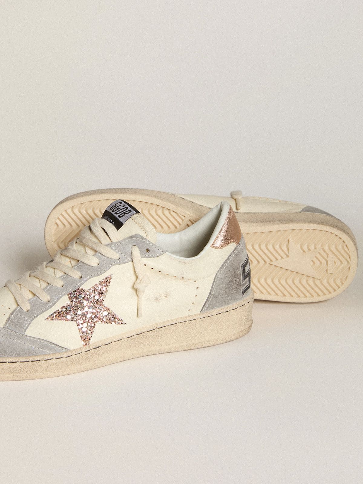 Ball Star in nappa with glitter star and metallic heel tab