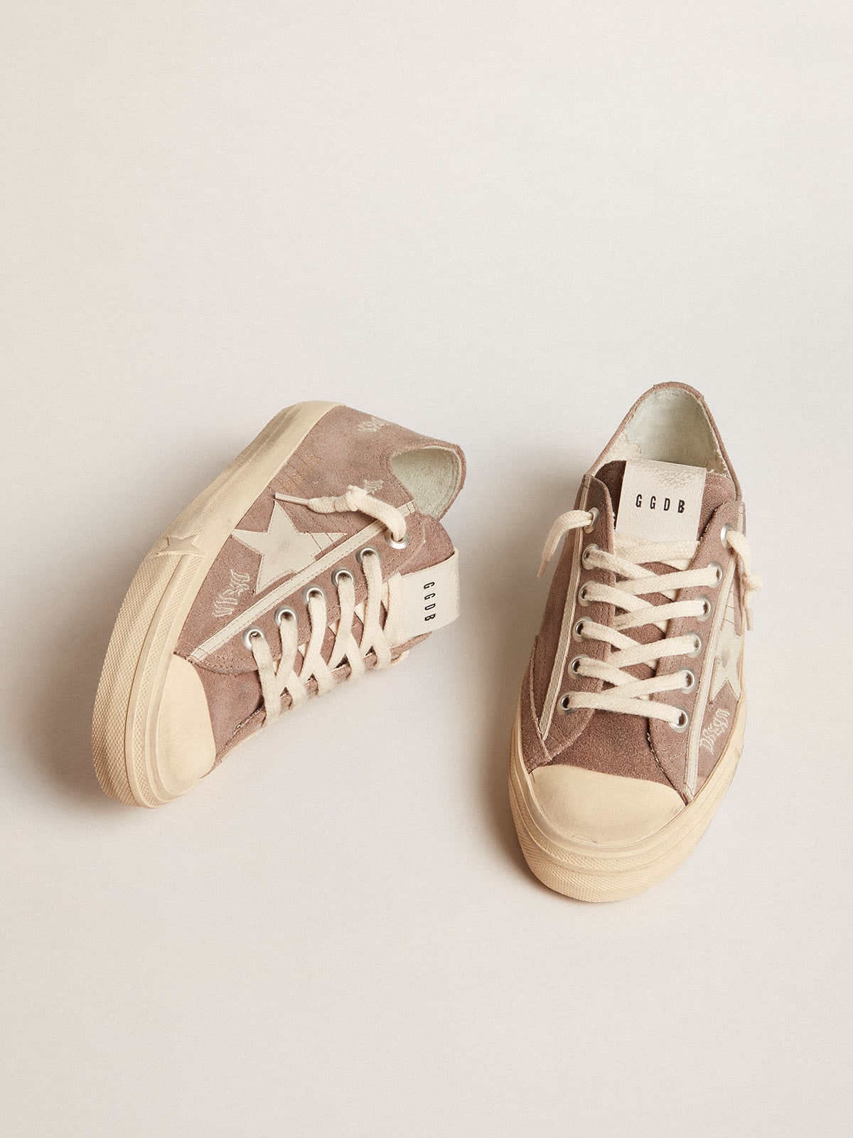 Women's V-Star in dove-gray suede with light gray leather star