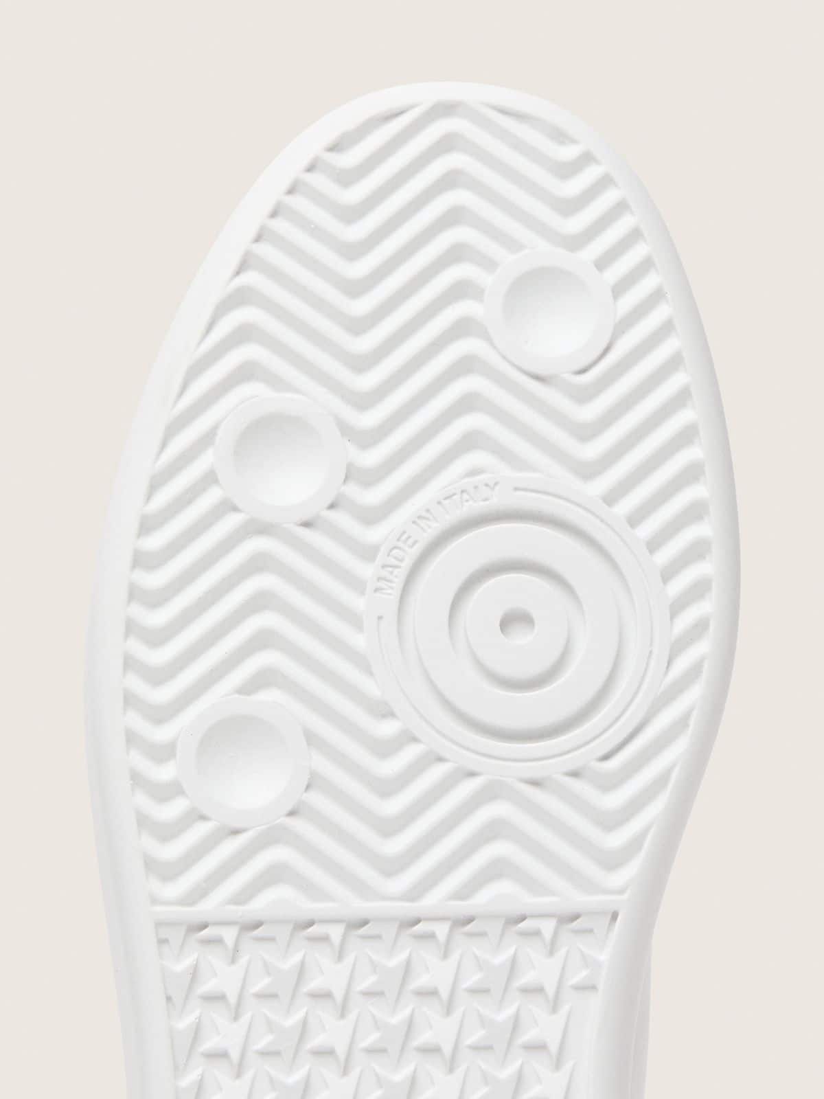 Women’s bio-based Purestar with white star and heel tab