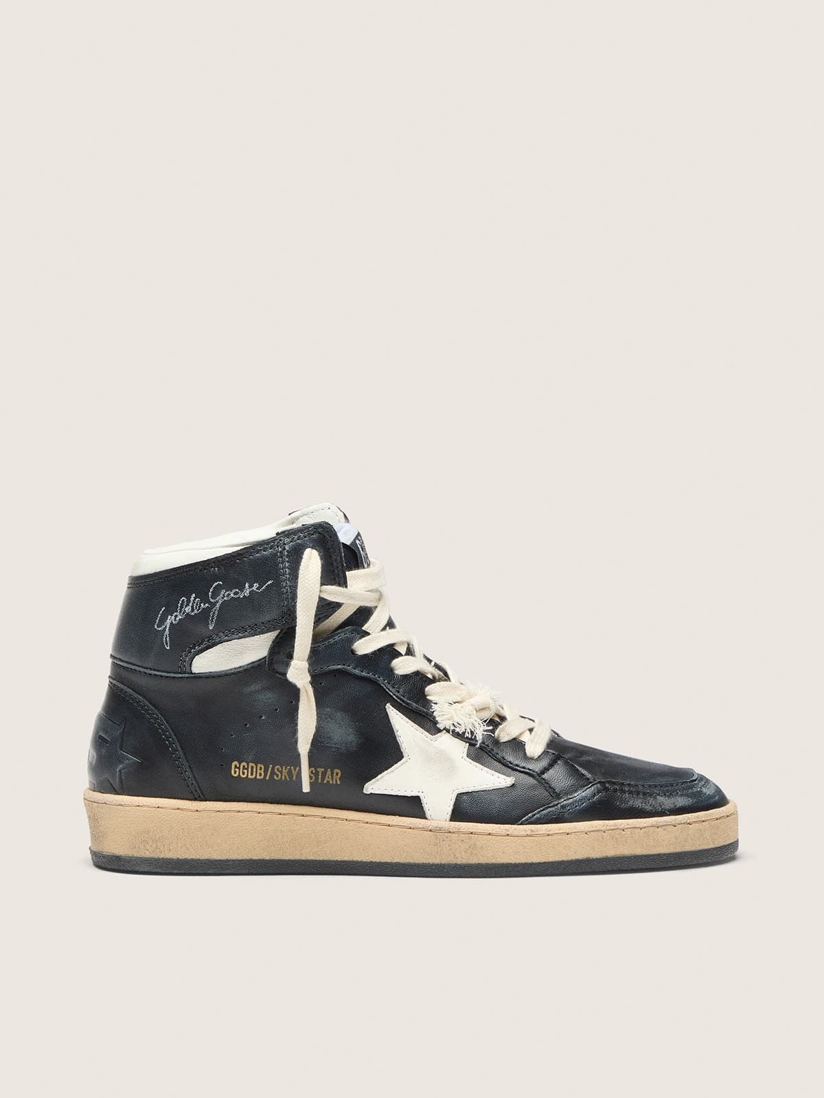 Women's Sky-Star in black nappa with white star