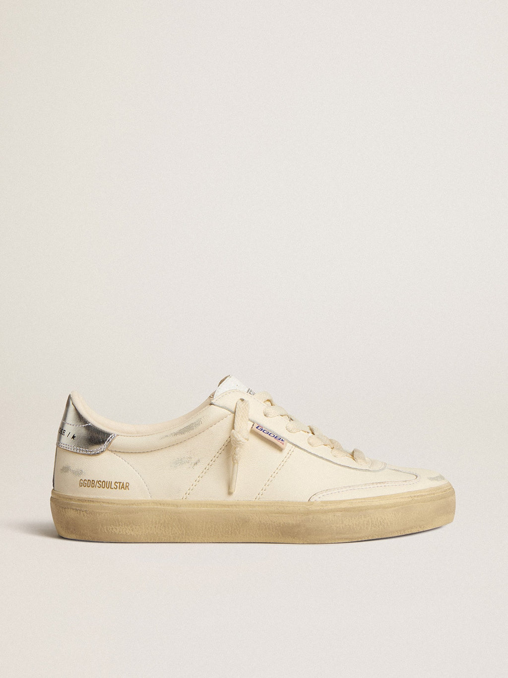 Soul Star in white nappa with metallic silver leather heel tab