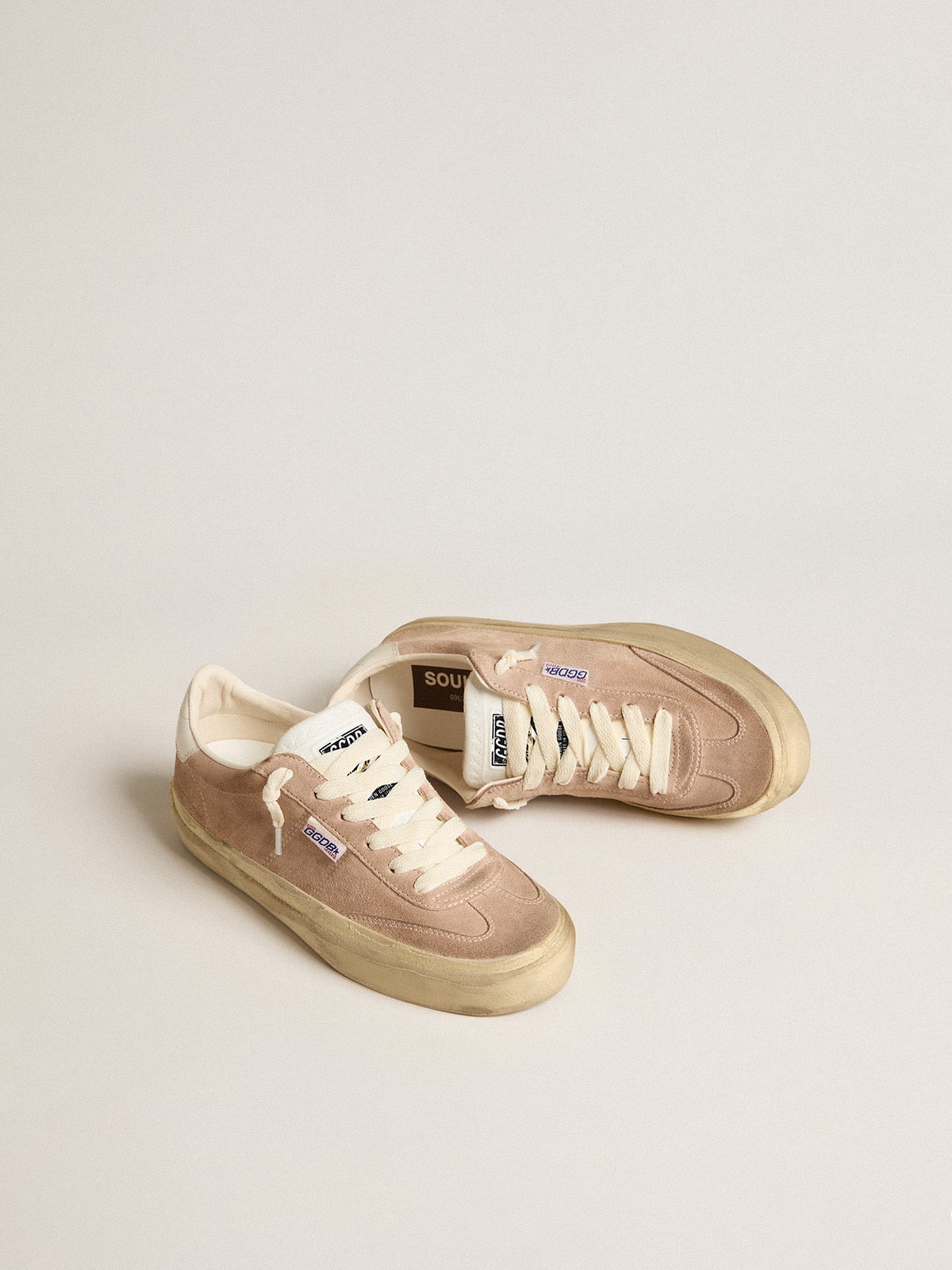 Soul Star in pink suede with milk-white leather heel tab