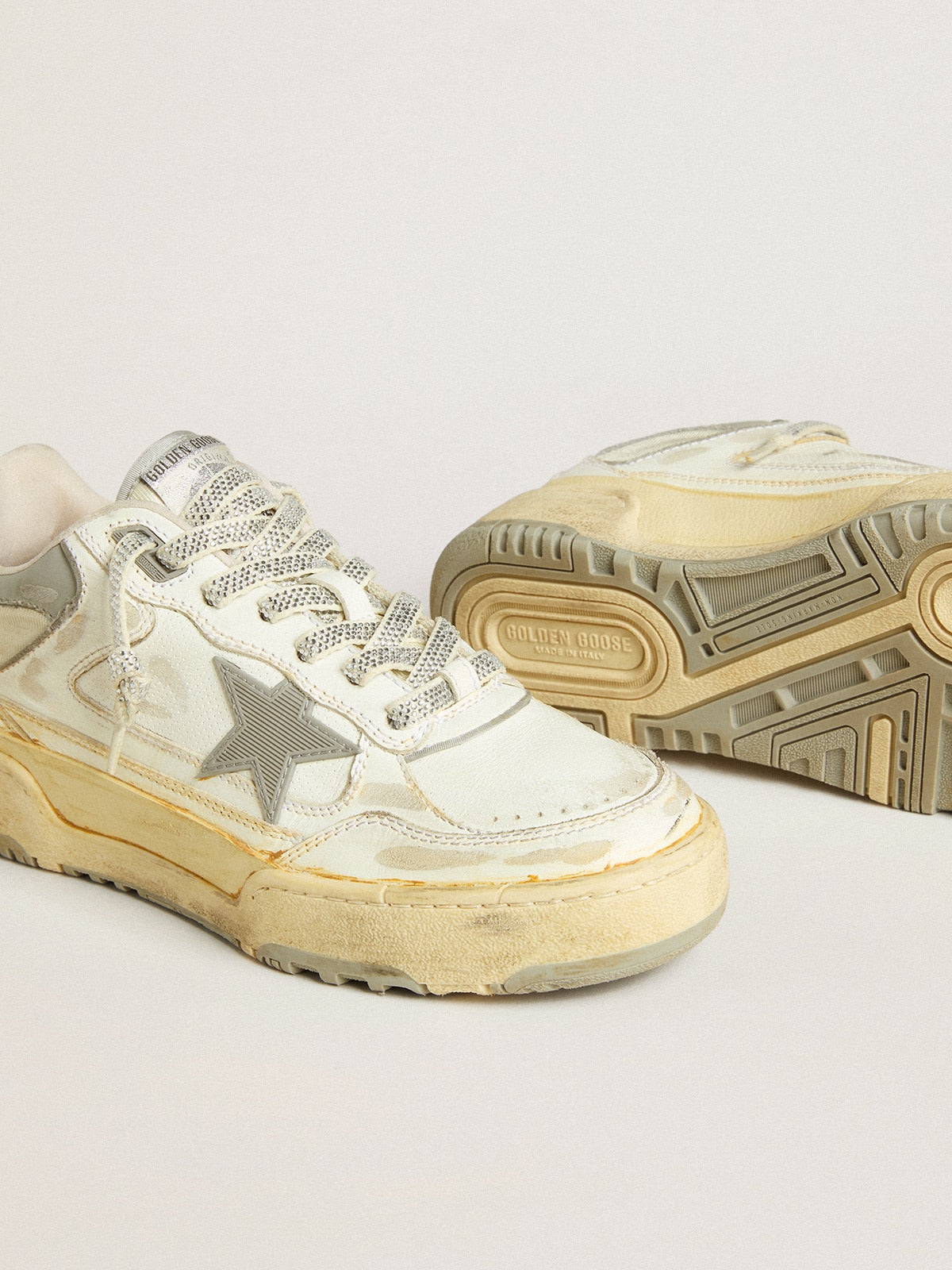 Women’s Forty2 in white leather with laces with Swarovski crystals and gray star