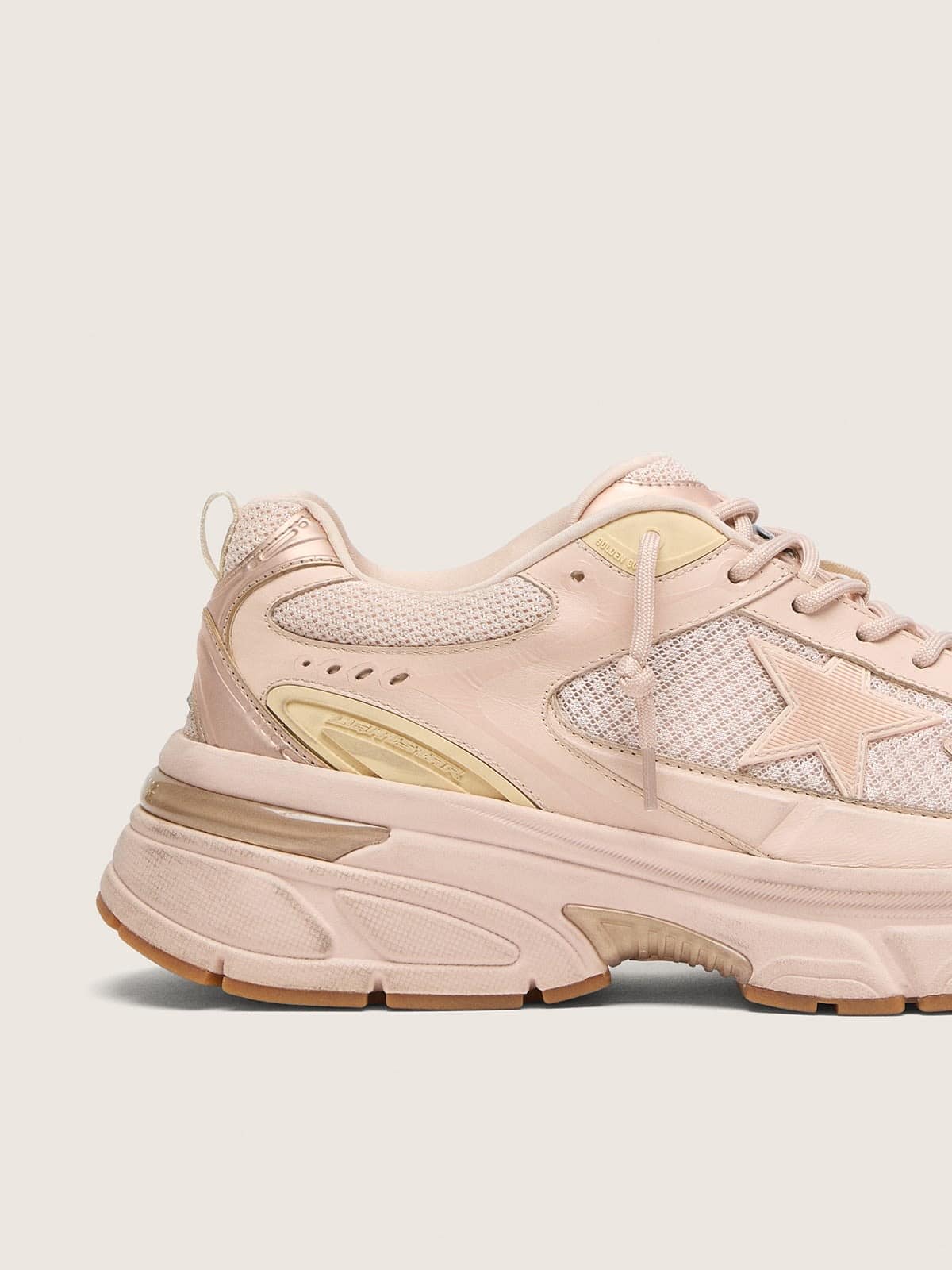 Women’s Lightstar with pink leather and mesh upper and pink star