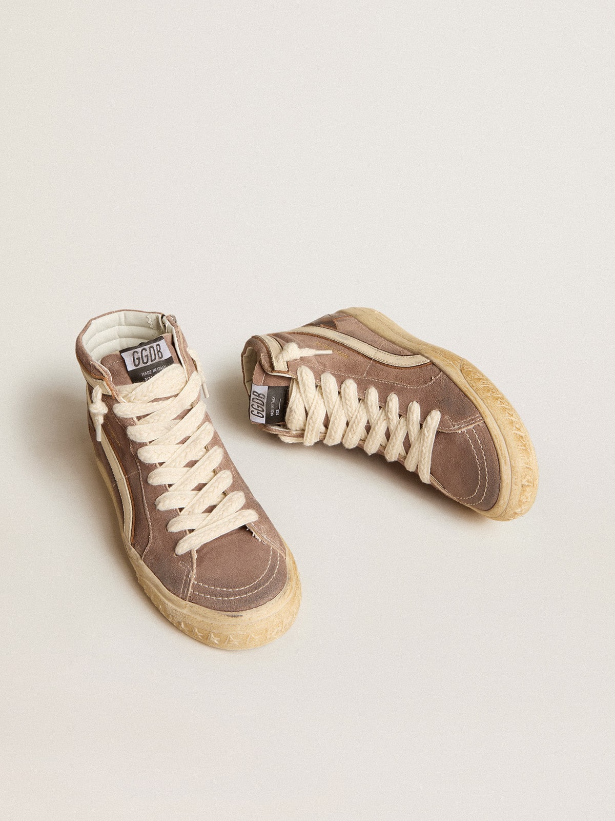 Women’s Slide LTD in brown suede with leather star and flash