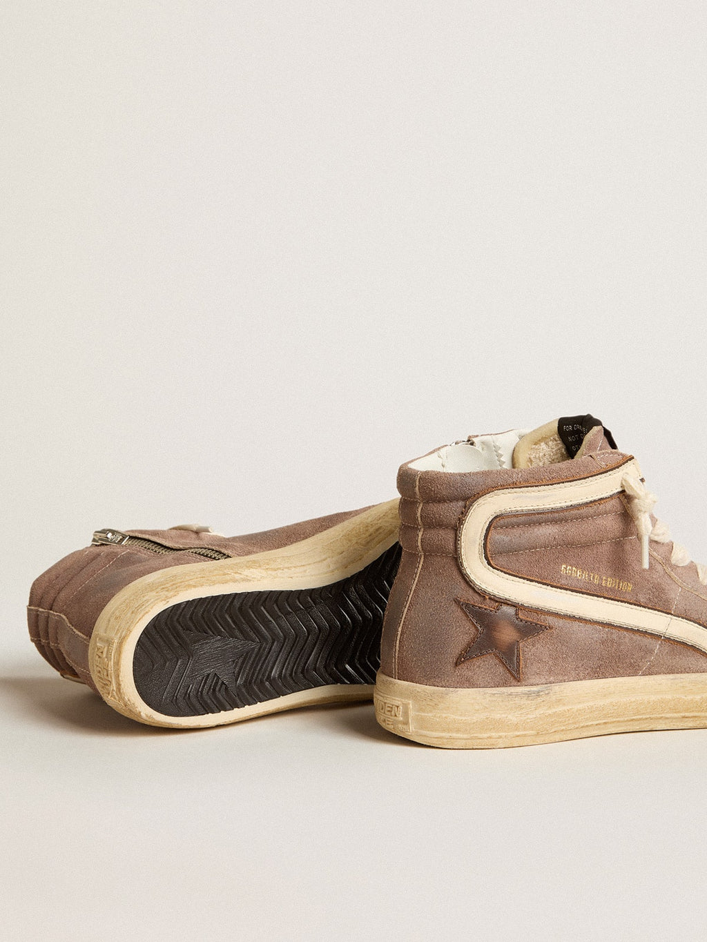 Women’s Slide LTD in brown suede with leather star and flash