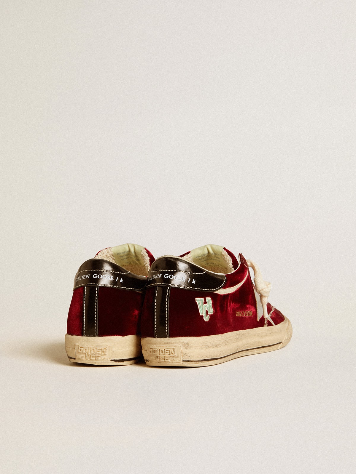 Women’s Super-Star LTD in velvet with metallic leather star and heel tab