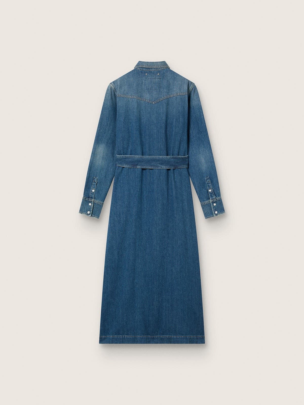 Women's shirt dress in denim with belt