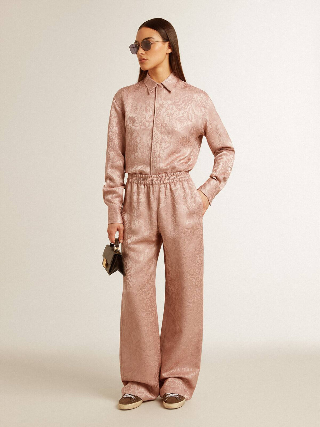 Women's pink viscose shirt with floral pattern
