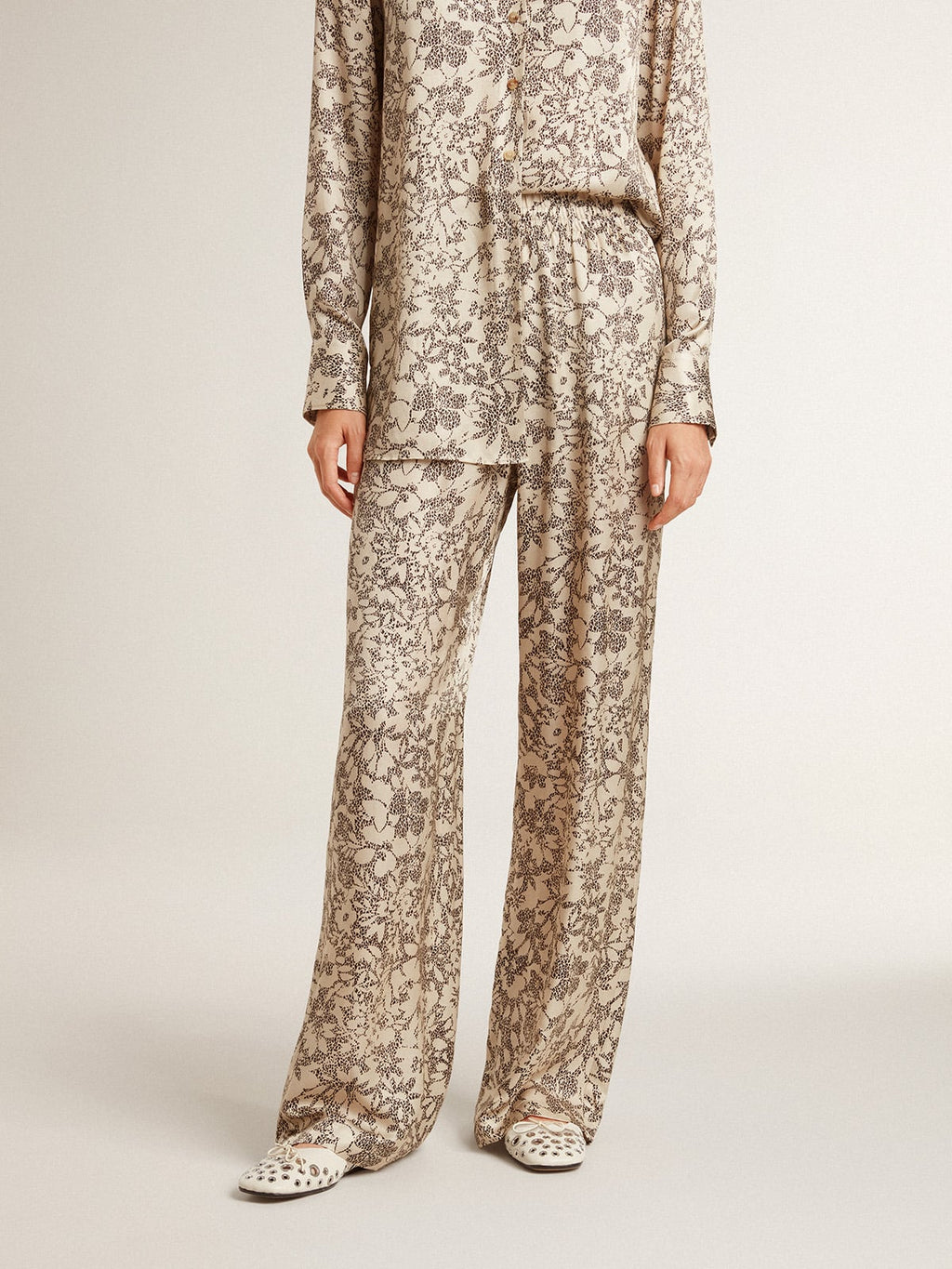 Women's joggers with floral print