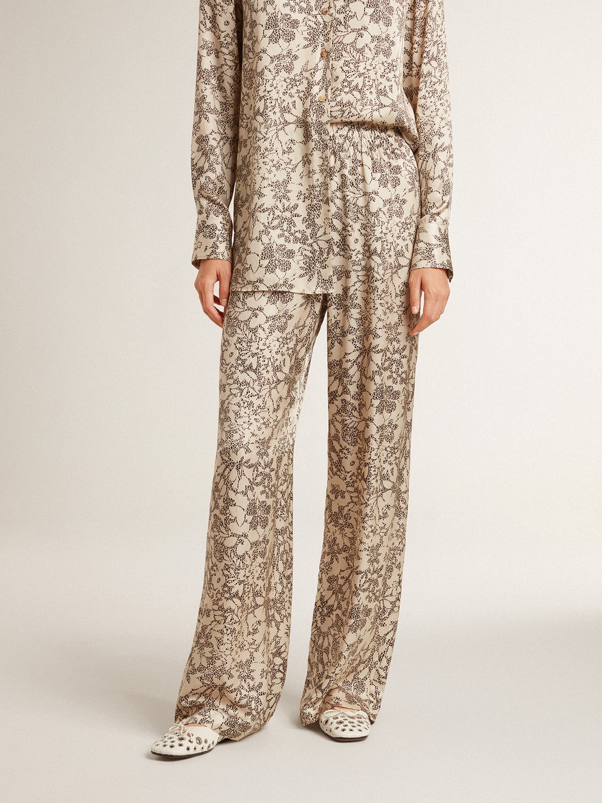 Women's joggers with floral print