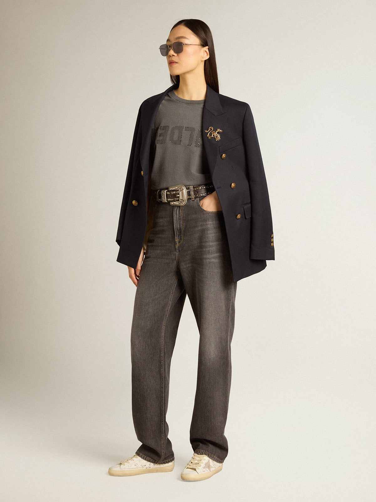 Women’s black jeans with printed pocket