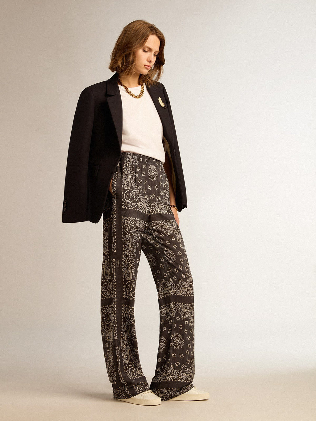 Women’s single-breasted blazer in dark blue wool gabardine