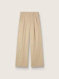 Women’s wool gabardine pants in sand